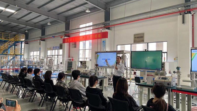 轻质高强铝合金：揭秘其参数与型号选择要点